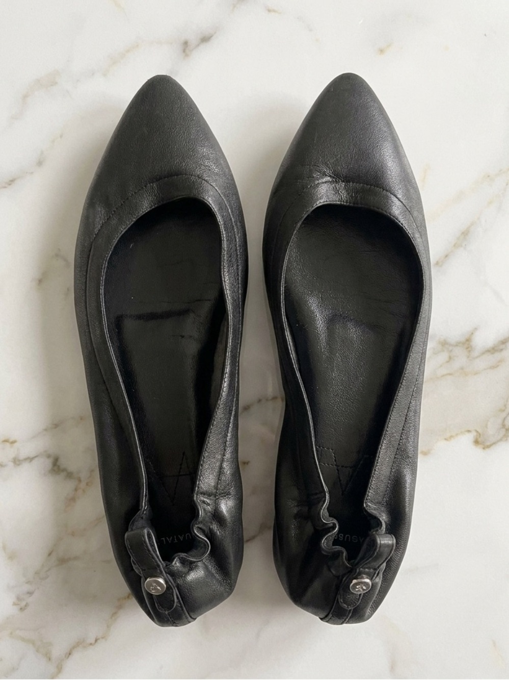 Aquatalia Black Weatherproof Leather Pointed Toe Flats Elastic Back 8.5
